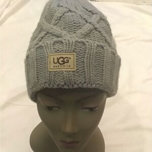 UGG AUSTRALIA WINTER HAT